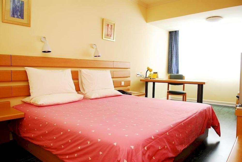 Home Inn Guangzhou Guangdong University Of Foreign Studies Baiyun Avenue Exterior foto